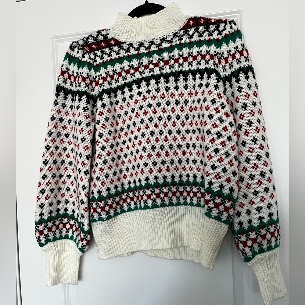 Cozy Fair Isle Knit Sweater size Small
